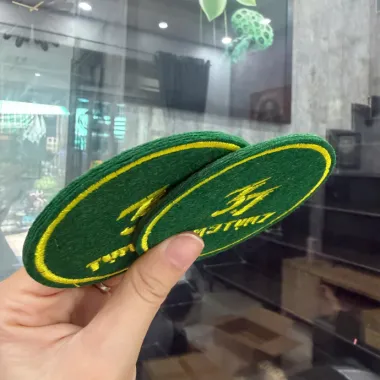 Lót Ly Nỉ Thêu Logo Theo Yêu Cầu – Lót Ly Vải Nỉ In Thêu Logo Doanh Nghiệp