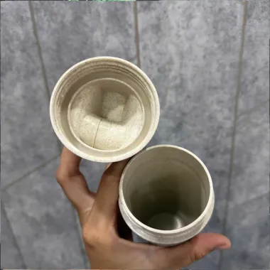 Bình Nước Nhựa In Logo Theo Yêu Cầu – Bình Nước Có Dây Đeo Quà Tặng Doanh Nghiệp