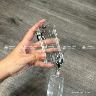 THẺ BẢNG TÊN CHẤT LƯỢNG CAO TRONG SUỐT NHỰA ACRYLIC KÈM YOYO DÂY ĐEO THẺ