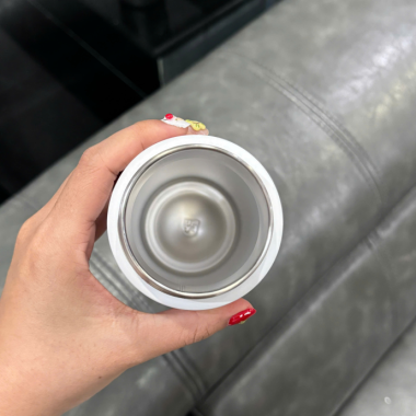 Bình Giữ Nhiệt TYESO Màu Trắng In Logo – Quà Tặng Doanh Nghiệp Hiện Đại, Sang Trọng