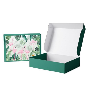 Túi giấy thời trang màu hồng pastel in logo Trâm Trâm theo yêu cầu