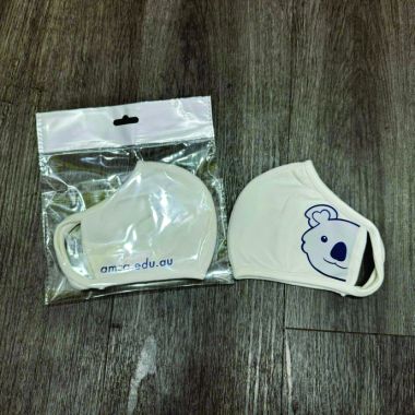 Khẩu Trang Vải Trắng In Logo - Quà Tặng Doanh Nghiệp Giá Rẻ