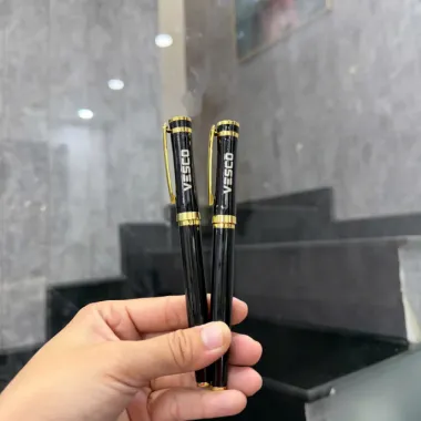Bút Bi Kim Loại Cao Cấp Khắc Logo Theo Yêu Cầu – Bút Ký Doanh Nghiệp