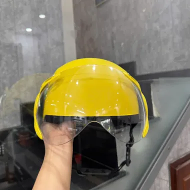 Mũ Bảo Hiểm Có Kính In Logo Theo Yêu Cầu