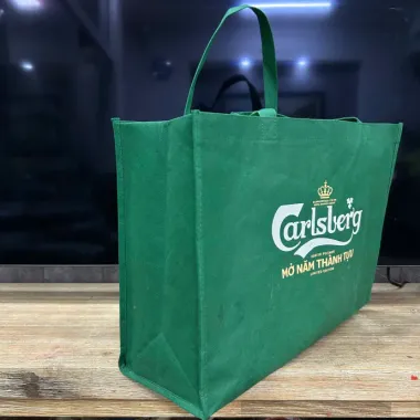 Túi Vải Không Dệt Carlsberg In Logo Theo Yêu Cầu – Túi Quà Tặng Doanh Nghiệp Giá Xưởng