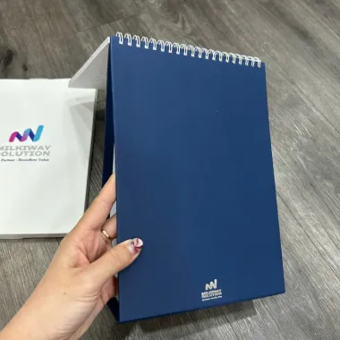 Lịch Để Bàn Milkiway Solution Thiết Kế Theo Yêu Cầu – Lịch Lò Xo In Logo Doanh Nghiệp