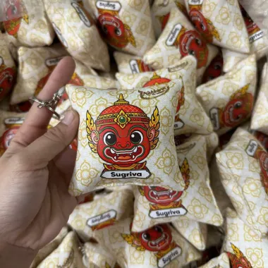 Móc Khóa Gối Mini Sugriva In Hình Theo Yêu Cầu – Quà Lưu Niệm Văn Hóa Độc Đáo