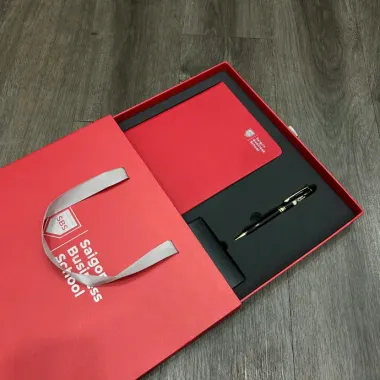 Bộ Quà Tặng Doanh Nghiệp Saigon Business School Cao Cấp – Giftset Tặng Đối Tác Và Sếp