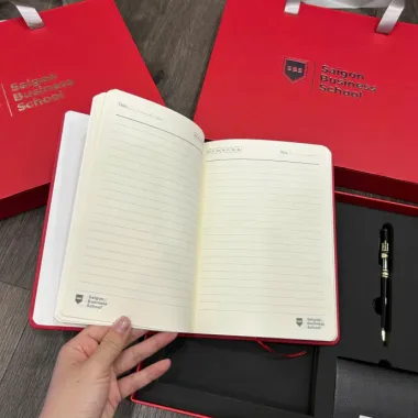 Bộ Quà Tặng Doanh Nghiệp Saigon Business School Cao Cấp – Giftset Tặng Đối Tác Và Sếp