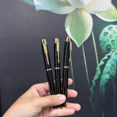 Bút Bi Kim Loại Cao Cấp In Logo Theo Yêu Cầu – Quà Tặng Doanh Nghiệp Sang Trọng