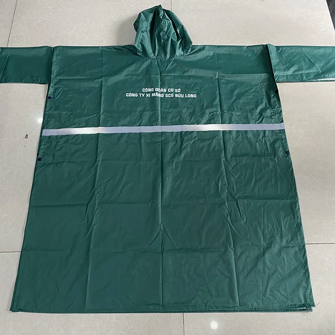 Áo Mưa Doanh Nghiệp Màu Xanh Lá In Logo SCG Bửu Long – Quà Tặng Công Nhân & Nhân Viên Thực Tế