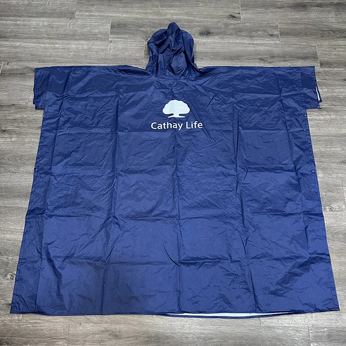 Áo Mưa Quà Tặng Doanh Nghiệp – Màu Xanh Navy Trang Nhã Cao Cấp