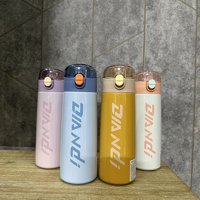 Bình Giữ Nhiệt Phong Cách Thể Thao – Thiết Kế Năng Động, In Logo Theo Yêu Cầu