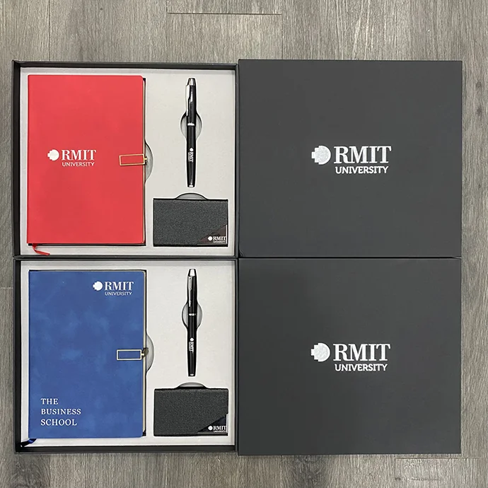 Bộ Gift 3 Món In Logo RMIT – Quà Tặng Sang Trọng, Cao Cấp Cho Doanh Nghiệp