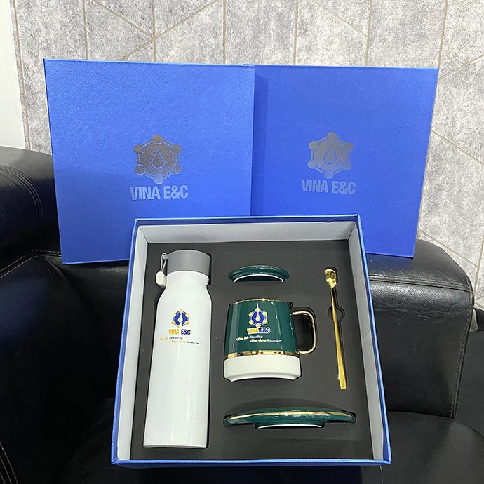 Bộ Quà Tặng Doanh Nghiệp Cao Cấp In Logo – Giftset Bình Nước & Ly Sứ Sang Trọng
