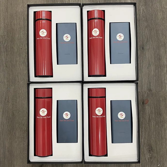 Quà Tặng Doanh Nghiệp In Logo Theo Yêu Cầu – Giá Xưởng, Mẫu Đa Dạng