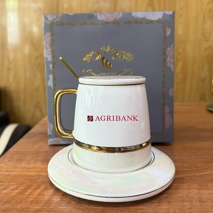 Bộ Ly Sứ Trắng Viền Vàng In Logo Agribank - Quà Tặng Cao Cấp