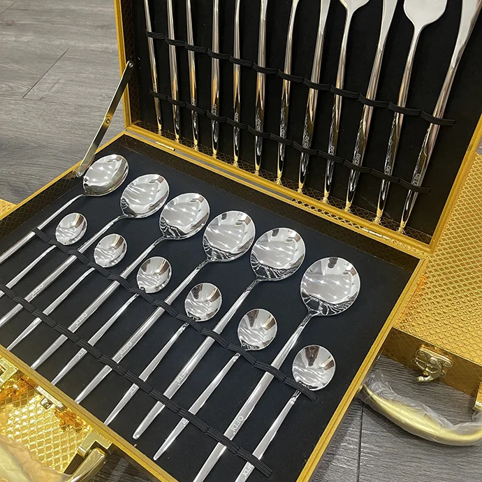 BỘ MUỖNG NĨA INOX CAO CẤP ĐỰNG HỘP QUÀ TẶNG KHẮC LOGO THEO YÊU CẦU