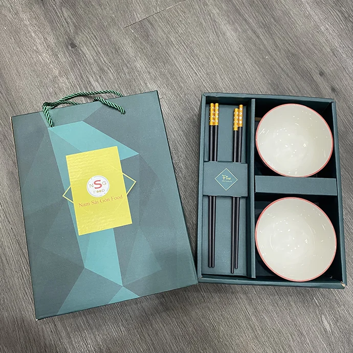 Bộ Quà Tặng Bát Sứ & Đũa Cao Cấp – In Logo Theo Yêu Cầu