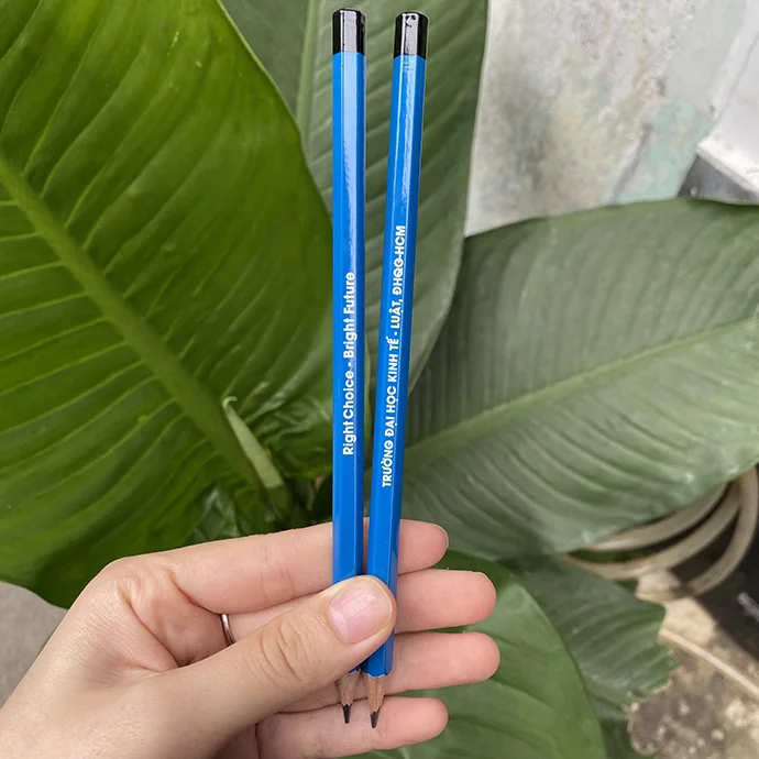 Bút Chì Gỗ In Logo Theo Yêu Cầu – Quà Tặng Học Sinh & Doanh Nghiệp