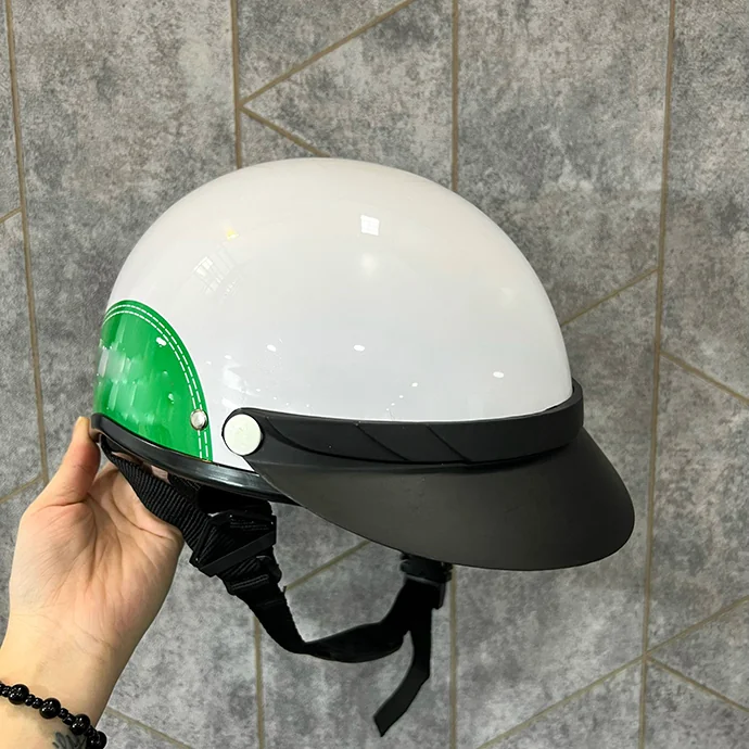 Mũ Bảo Hiểm Nửa Đầu In Logo Doanh Nghiệp – Quà Tặng Theo Yêu Cầu