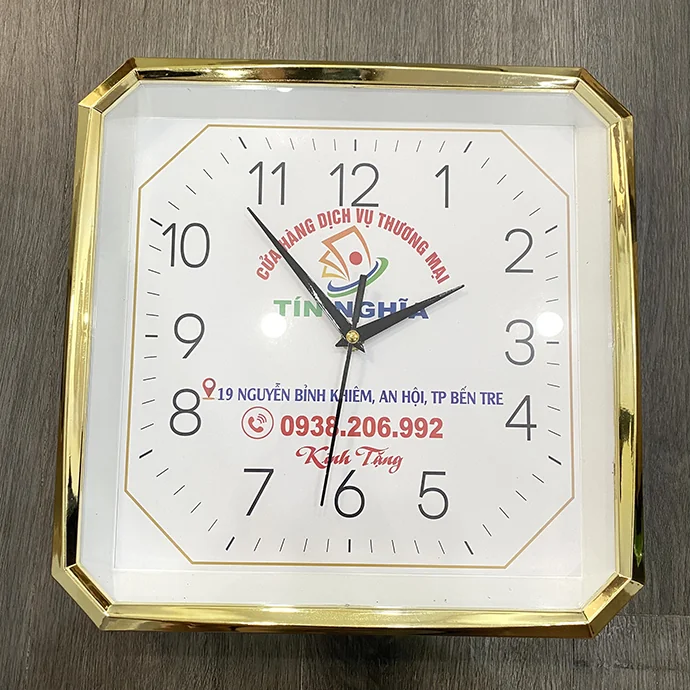 Đồng Hồ Treo Tường Vuông Viền Vàng In Logo Theo Yêu Cầu – Thiết Kế Doanh Nghiệp, Size 30/32/35cm