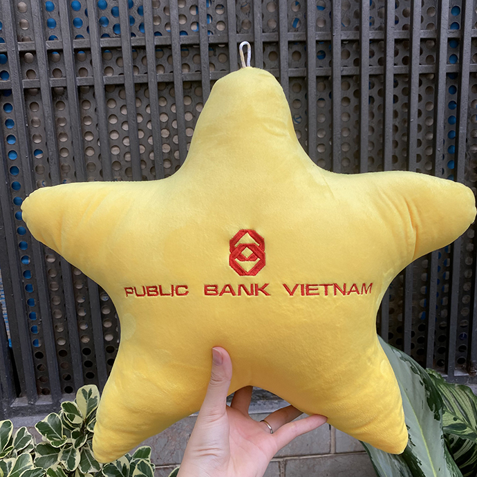 GẤU BÔNG HÌNH NGÔI SAO THÊU LOGO PUBLIC BANK VIETNAM