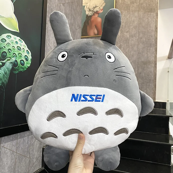 Gối Ôm Totoro Kèm Mền Bông In/Thêu Logo Theo Yêu Cầu Doanh Nghiệp – Quà Tặng 2 Trong 1