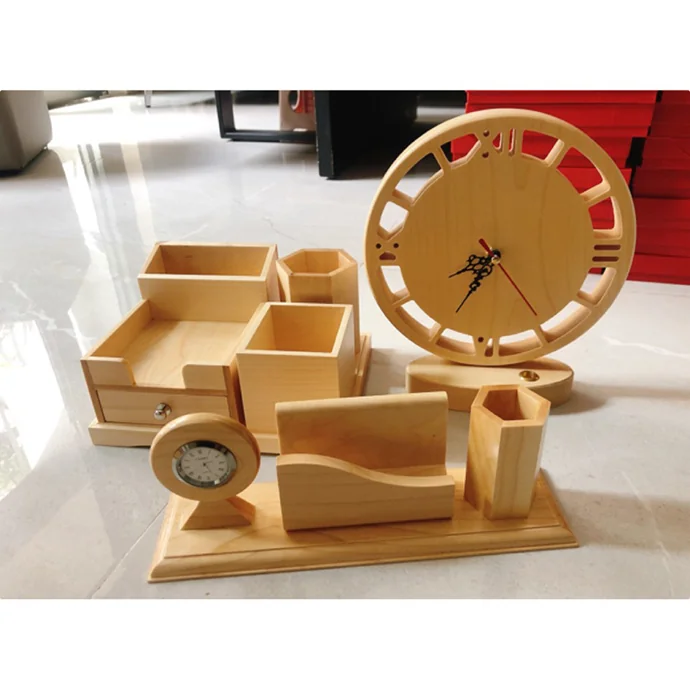 Quà Tặng Gỗ Khắc Logo Theo Yêu Cầu – Khay Đựng Bút Gỗ Để Bàn Kèm Đồng Hồ Gỗ, Set Quà Tặng Doanh Nghiệp