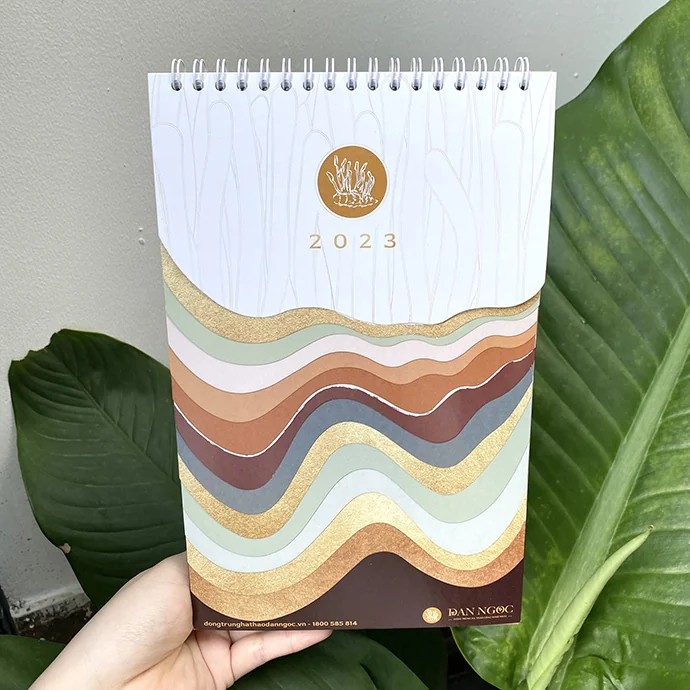 Lịch Tết Theo Yêu Cầu - Lịch Để Bàn In Logo Đan Ngọc