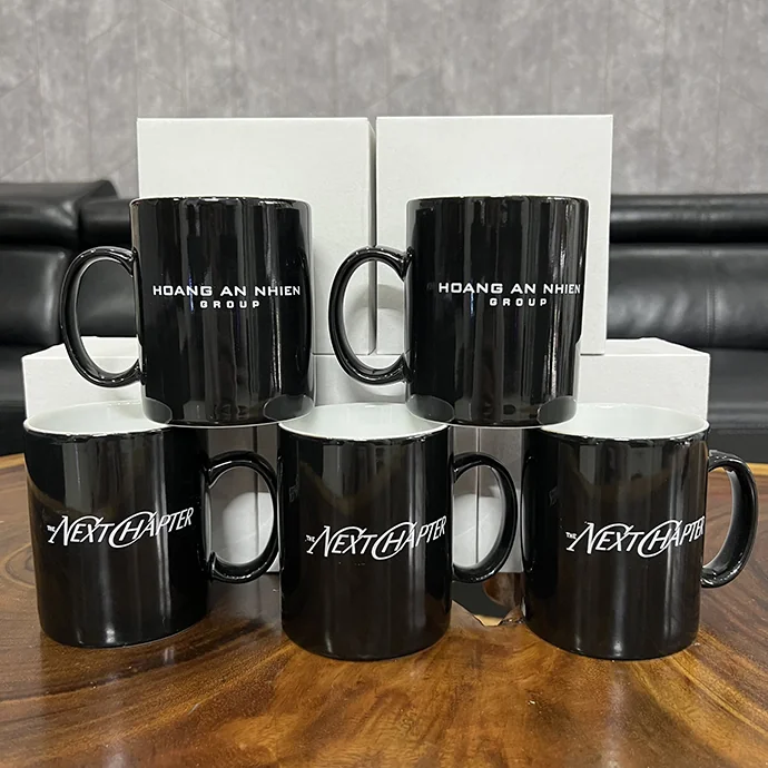 Ly Sứ Đen Bát Tràng In Logo Theo Yêu Cầu – Phong Cách Sang Trọng