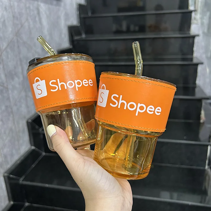 Ly Thủy Tinh Bọc Da In Logo Shopee - Đẹp, Sang Trọng, Giá Tốt