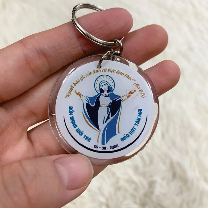 Móc Khóa Tròn Hình Đức Mẹ – Mica Trong Suốt – In UV Theo Yêu Cầu