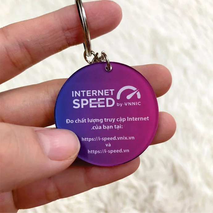 Móc Khóa Tròn Mica Gradient – In Thông Tin Theo Yêu Cầu – Quà Tặng Doanh Nghiệp