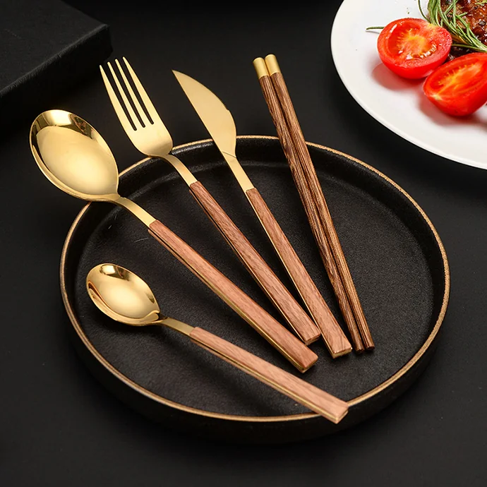 Bộ Muỗng Đũa Nĩa Dao Inox Mạ Vàng Cán Gỗ – Quà Tặng Cao Cấp