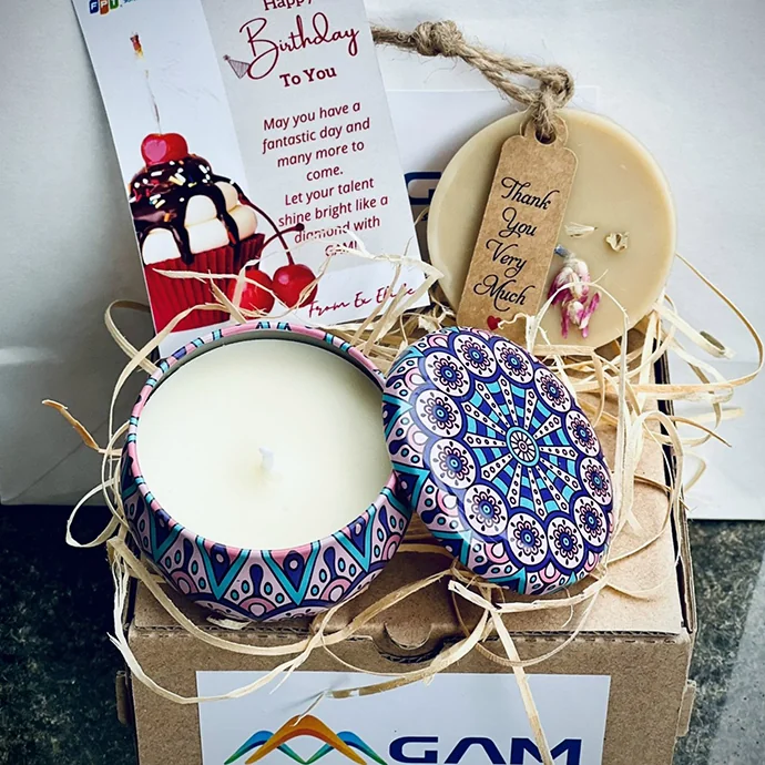 Nến Thơm Quà Tặng Handmade – Nến Thơm In Logo Theo Yêu Cầu