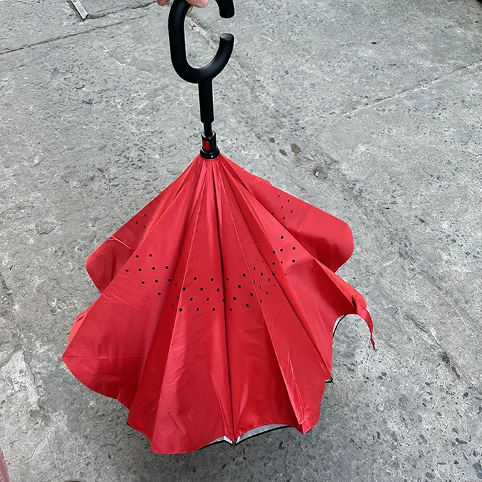 Ô Dù Ngược Cán Chữ C Màu Đỏ Tiện Lợi – Chống Thấm, Thời Trang
