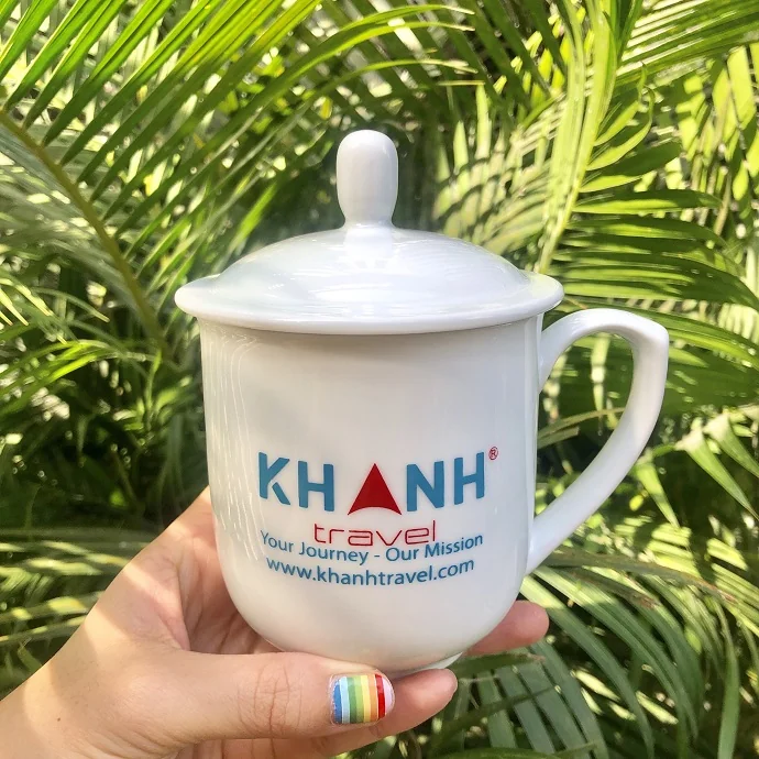 Ly Sứ Trắng Có Nắp – Ly Sứ Quà Tặng Cao Cấp Dành Cho Doanh Nghiệp