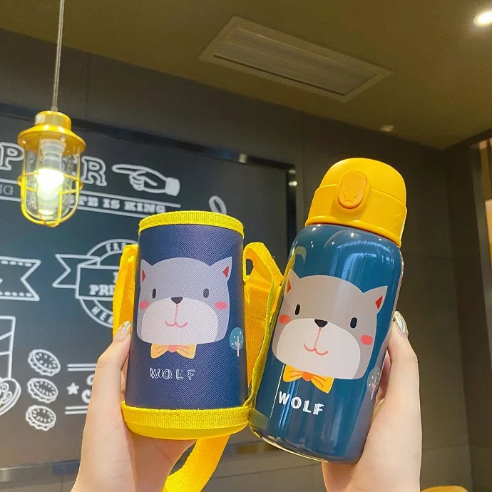 Bình Nước Trẻ Em Kèm Túi Giữ Nhiệt In Logo Theo Yêu Cầu – Quà Tặng Thiếu Nhi