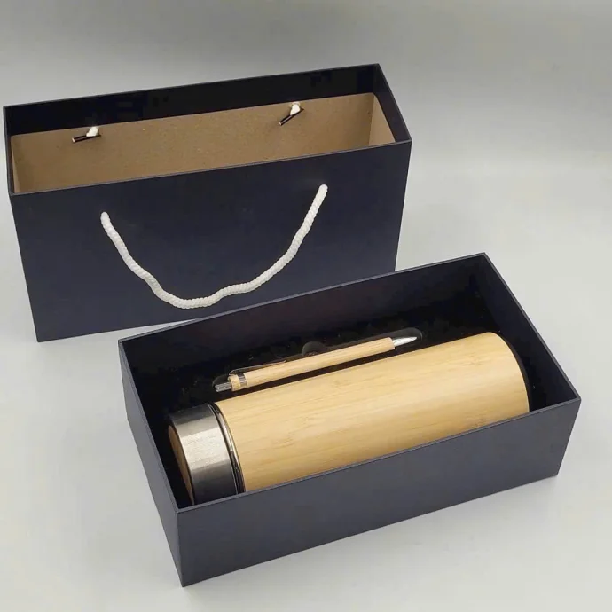 Bình Gỗ Giữ Nhiệt Ống Tre In Logo Theo Yêu Cầu – Sang Trọng, Thân Thiện