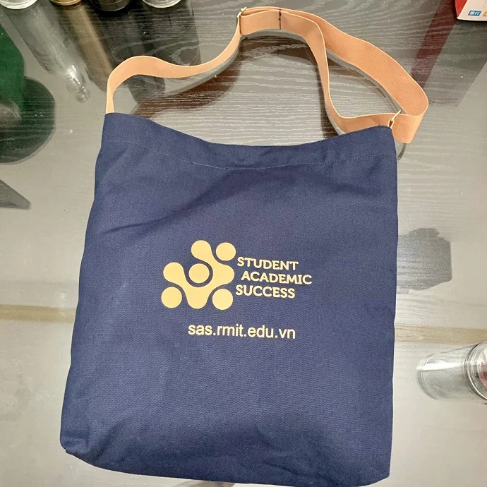 Túi vải canvas xanh đeo chéo in logo theo yêu cầu