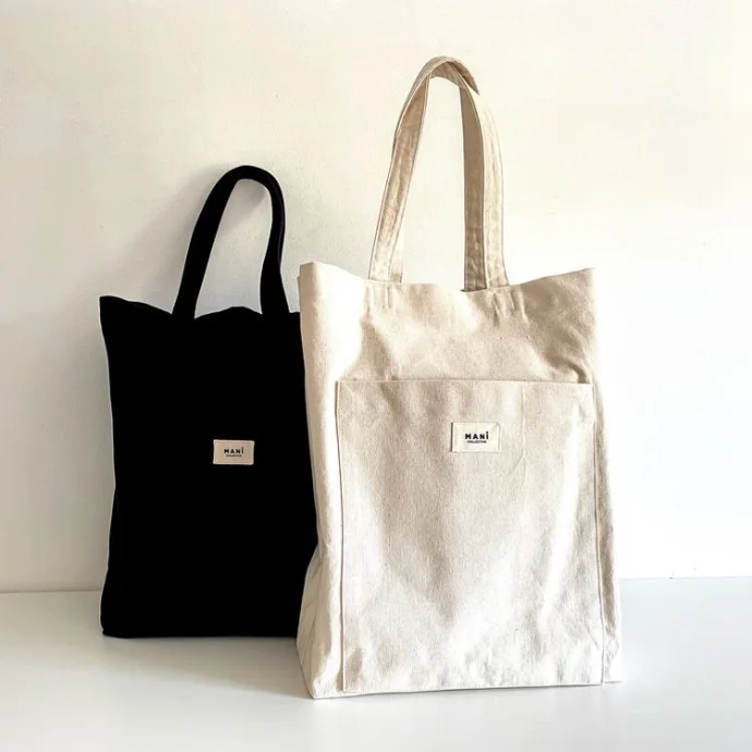 Túi Tote Vải Canvas Hai Màu Đen & Trắng Kem – In Logo Theo Yêu Cầu