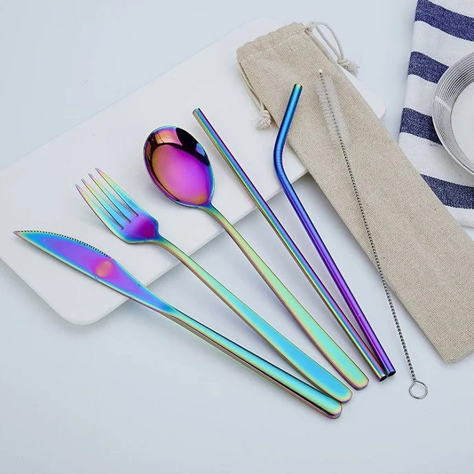 Bộ Dụng Cụ Bàn Ăn Inox Mạ Vàng Cao Cấp – In Logo Theo Yêu Cầu