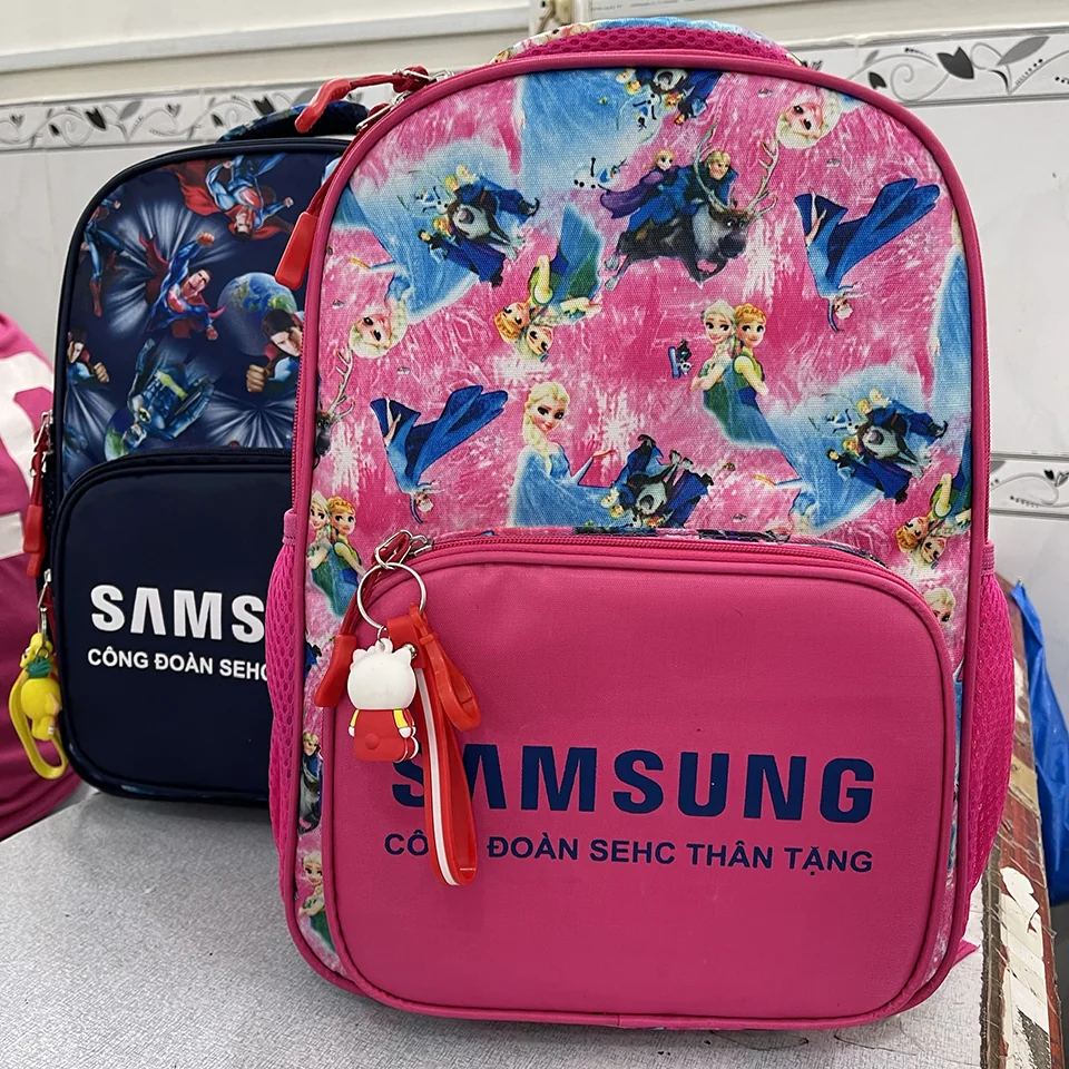 Balo Học Sinh In Logo Theo Yêu Cầu – Sản Xuất Riêng Cho Trường Học & Doanh Nghiệp