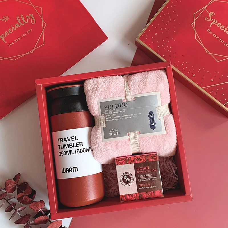 Bộ Quà Tặng Bình Giữ Nhiệt Dễ Thương In Logo – Quà Tặng Cao Cấp, Giá Tốt