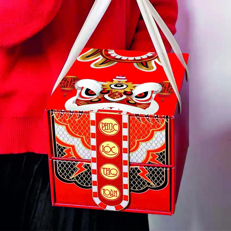 Hộp quà Tết đầu lân đỏ – in logo theo yêu cầu