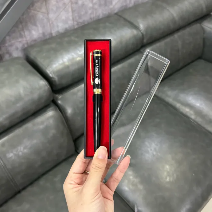 Bút Ký Doanh Nhân Màu Đen Viền Vàng – In LogoDoanh Nghiệp , Hộp Nhung Đỏ