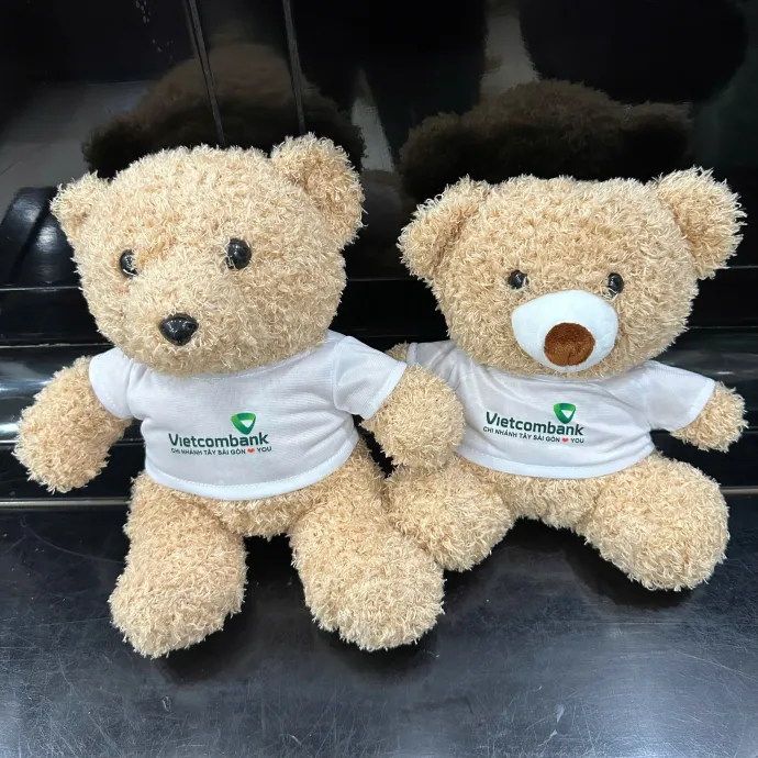 Gấu Bông Đồng Phục – Quà Tặng Doanh Nghiệp Dễ Thương, Sang Trọng Và Ý Nghĩa