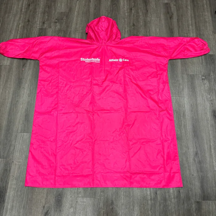 Áo Mưa Cánh Dơi Màu Hồng In Logo – Thiết Kế Che Phủ Rộng, Dễ Gấp Gọn
