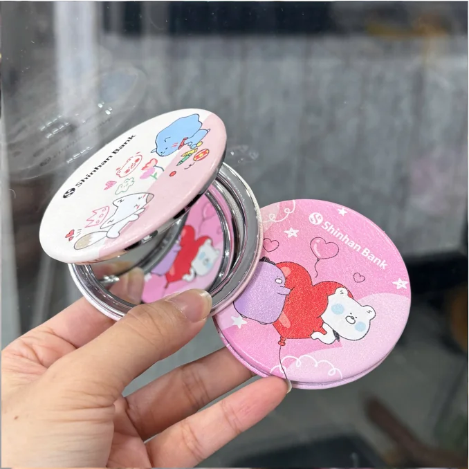 Gương Cầm Tay Mini Dễ Thương – In Hoạt Hình, Quà Tặng Ngân Hàng